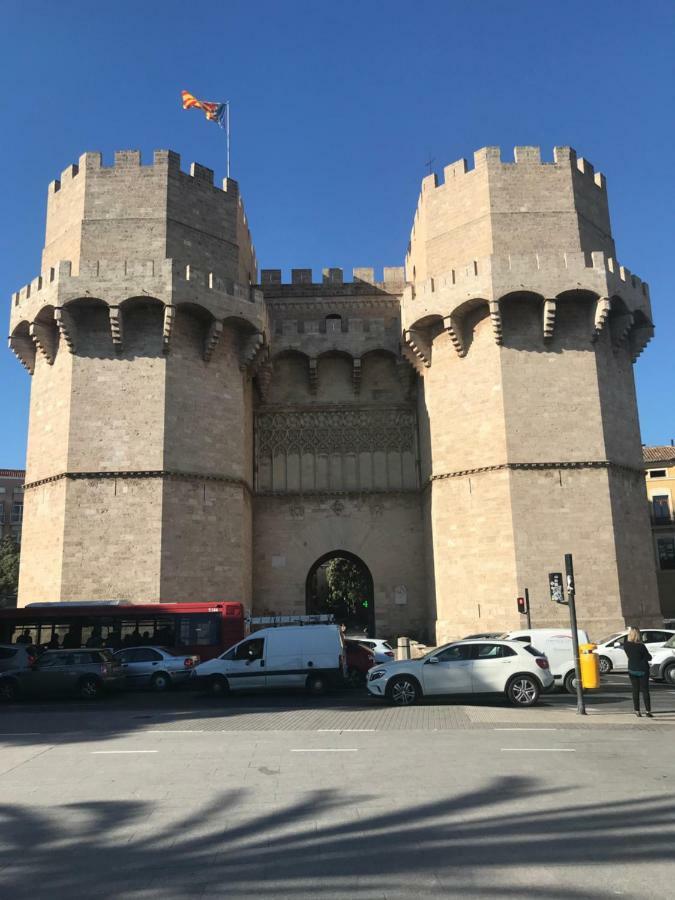Doctor Oloriz,31,9 Apartman Valencia Kültér fotó